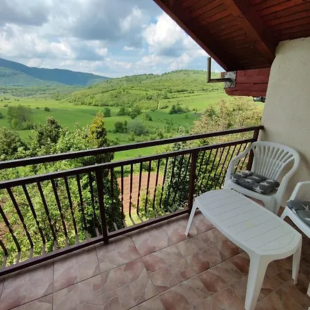 בית נופש Sarajevo Holiday Home סראייבו